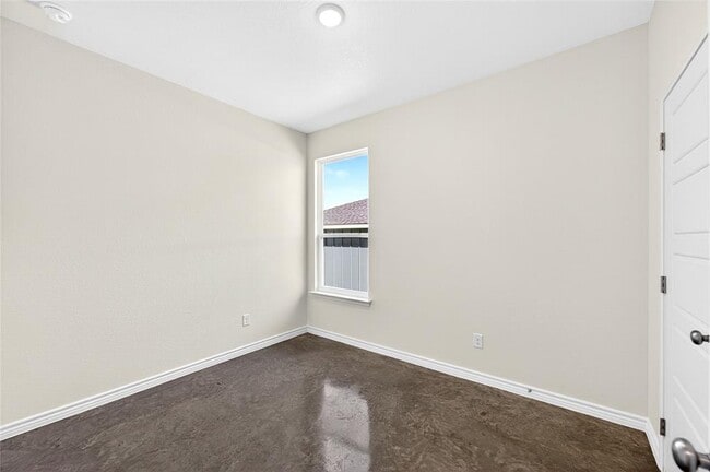 628 Pacific Crest Trl