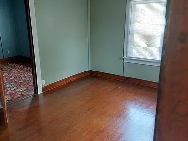 Photo - 236 Clyde St