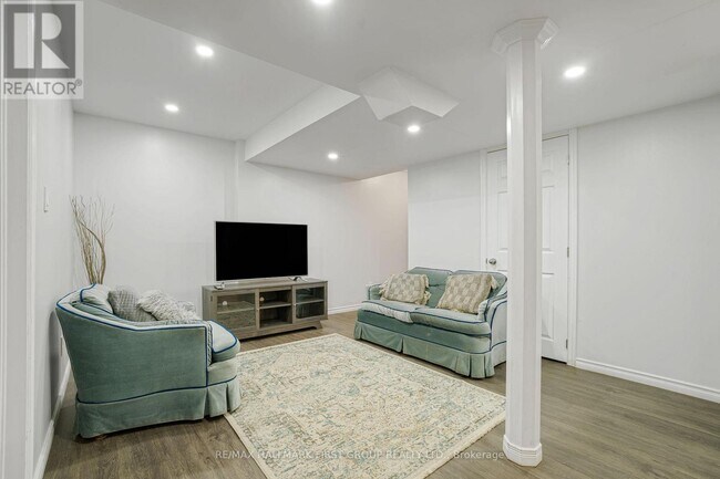 Photo - 86 Seward Cres
