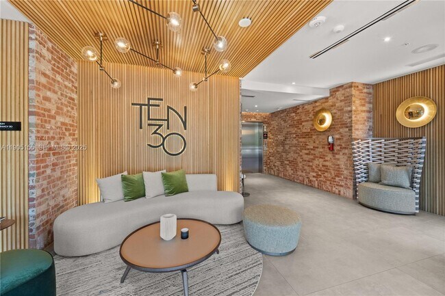 Building Photo - 1030 15th St Unit 217