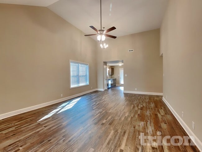 Photo - 1080 Dublin Dr