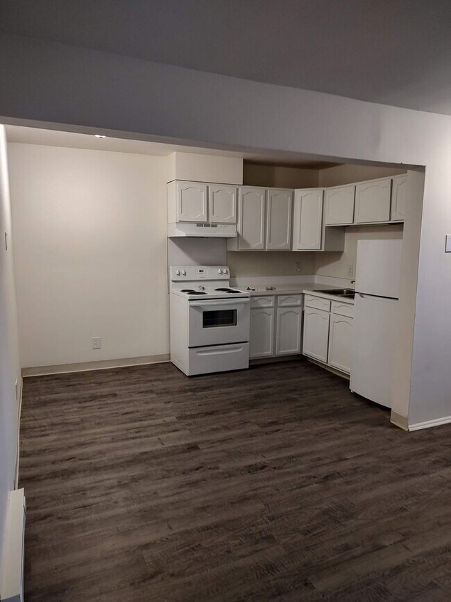 Photo - Parkview Manor Apartments