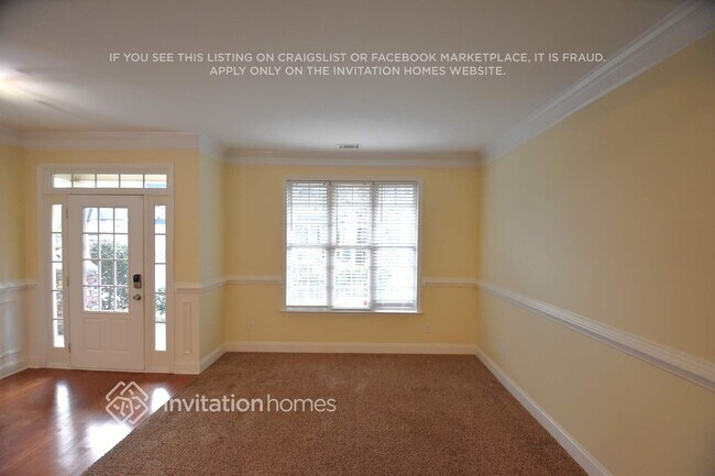 Photo - 2116 Leafmore Ct SE