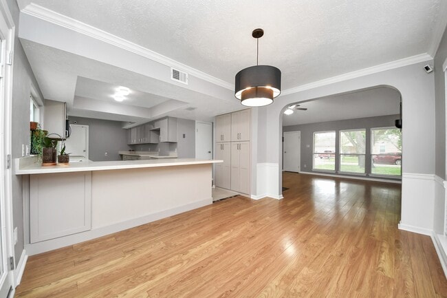 Photo - 15110 McConn St