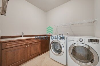 Photo - 5 BED & 4.5 BATH FOR RENT