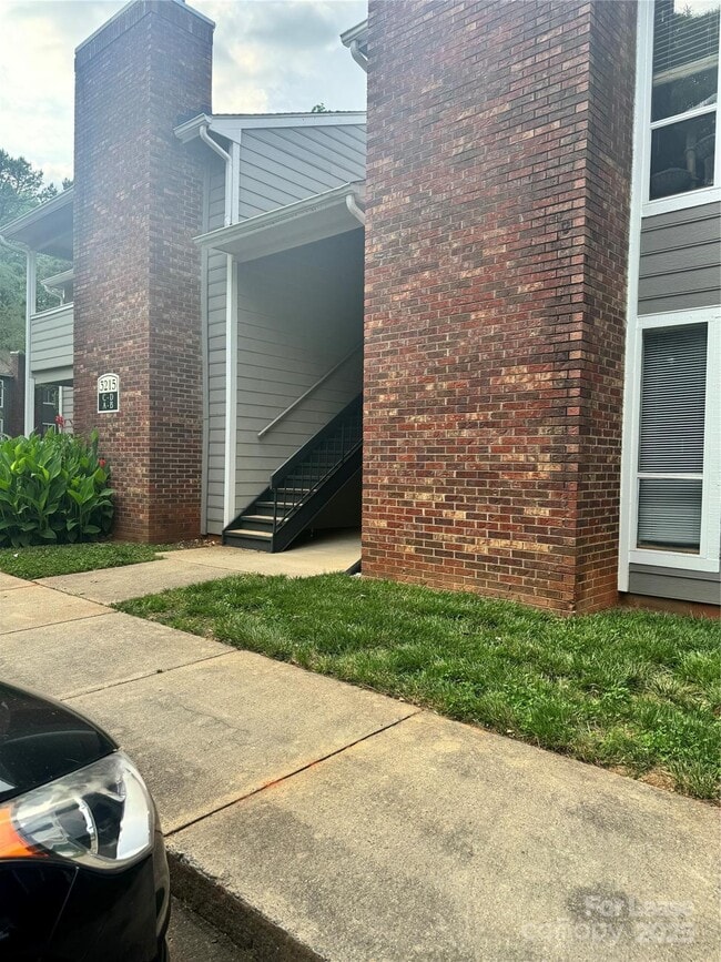 Building Photo - 3215 Heathstead Place Rental