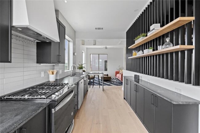 Photo - Stunning 2-bed/2-bath Condo Available For ...