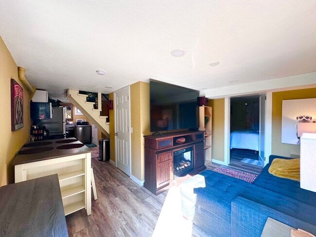 Photo - Modern Comfort Meets Convenience – Fully F... Unit Basement