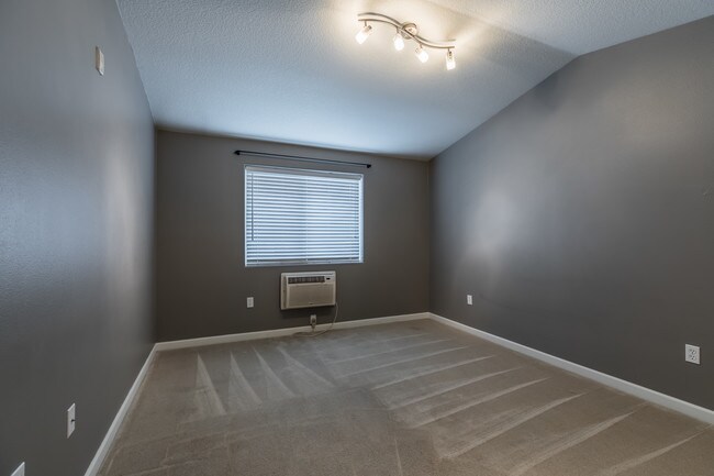 720 NW 185th Ave