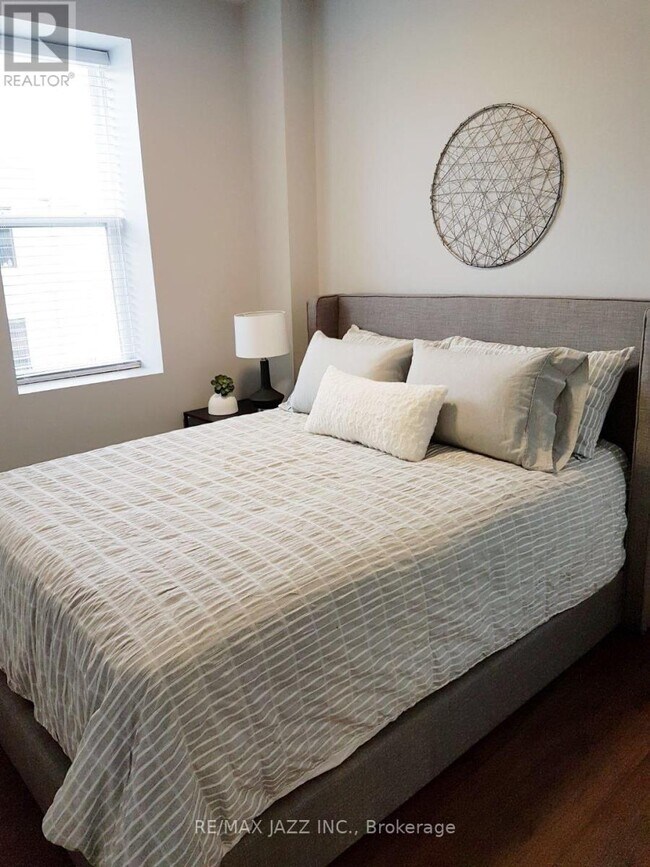 Photo - 310 - 14 1/2 KING STREET E Unit 310