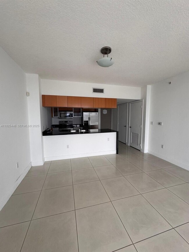 Photo - 1750 N Bayshore Dr Unit 4712