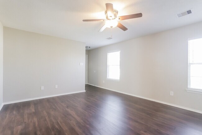 Photo - 20619 Tayman Oaks Dr