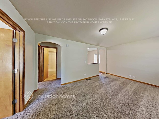 Photo - 11521 S Karlov Ave