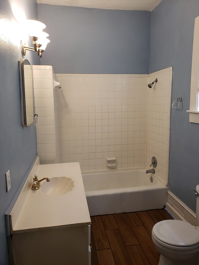 Building Photo - 823 Avenue K Rental