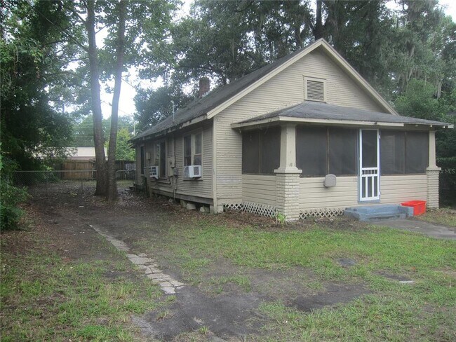 Photo - 720 NW 22nd Ave