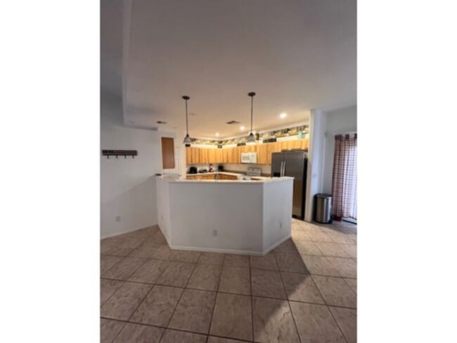 Photo - Fully Furnished Winter Rental