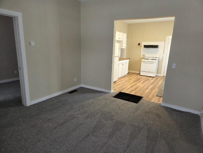 Photo - 923 N Mason St