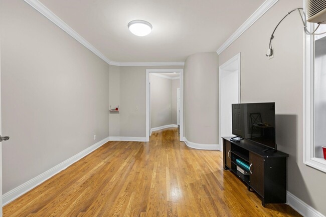 Photo - 151 Sip Ave Unit 35