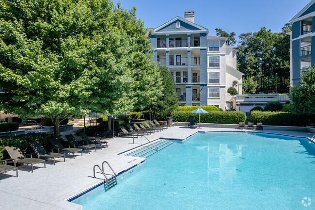 Building Photo - The Stratford Apartments