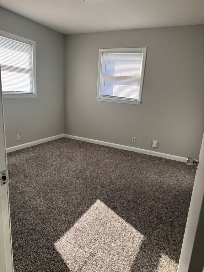 Photo - Nichols St Triplex Unit 414 W Nichols