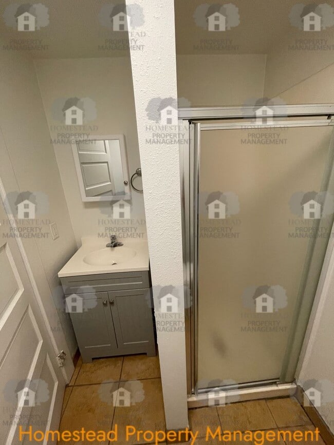 Photo - 451 Unit 195 - 3