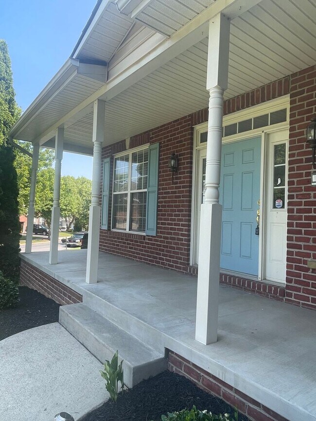 Photo - SINGLE FAMILY HOME IN VILLAGES OF URBANA