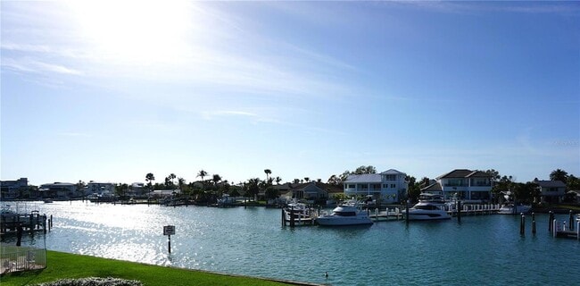 Building Photo - 340 Pinellas Bayway S Unit 203