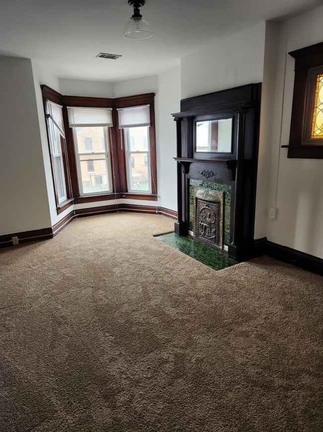 Old original Victorian charm living room