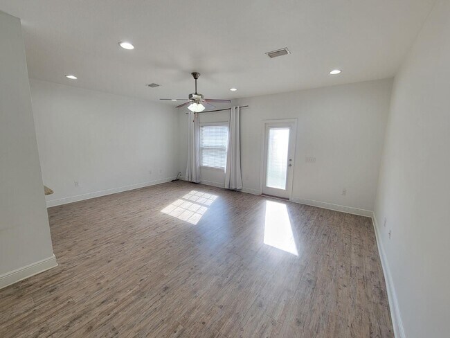 Photo - 8825 Little Cormorant Ln