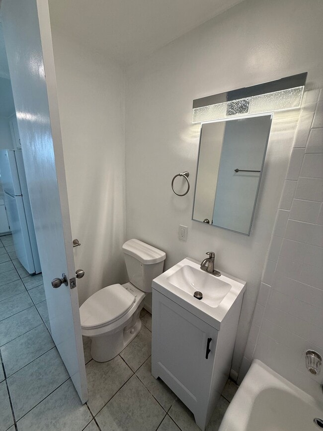 Photo - Spacious 1 Bedroom 1 Bath in the City of Norwalk, CA. Won't Last Long! Unidad 2