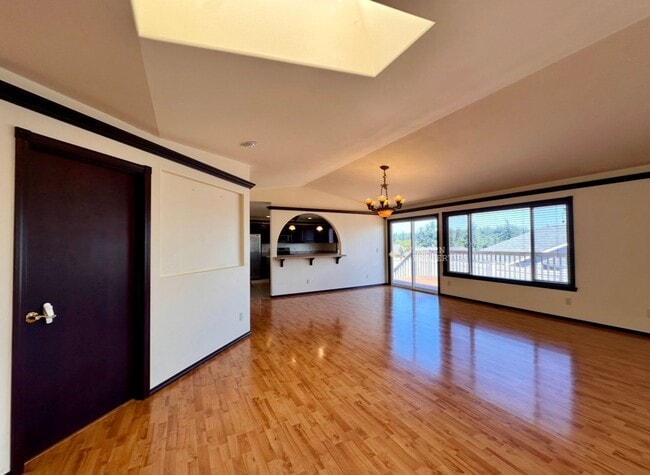 Photo - 1331 SW Harbor Vista Cir