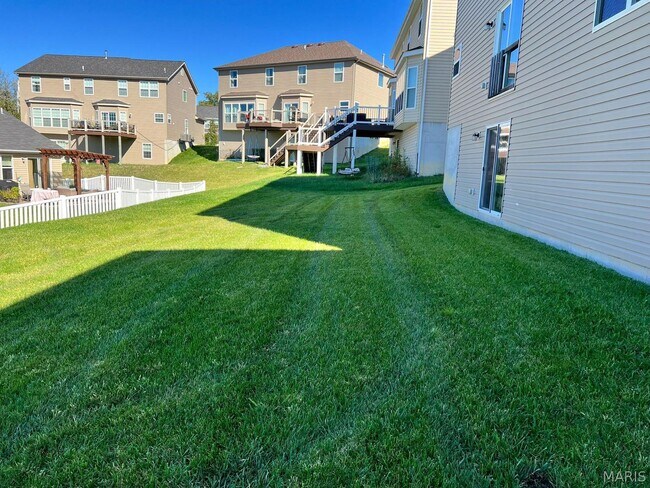 Photo - 330 Wilhelmine Ct