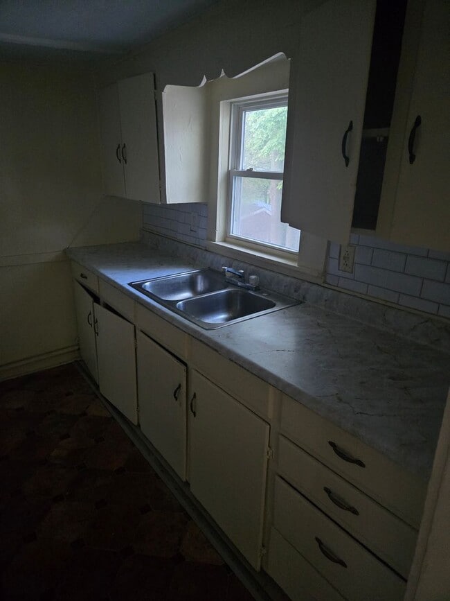 610 Turtle St Unit 3