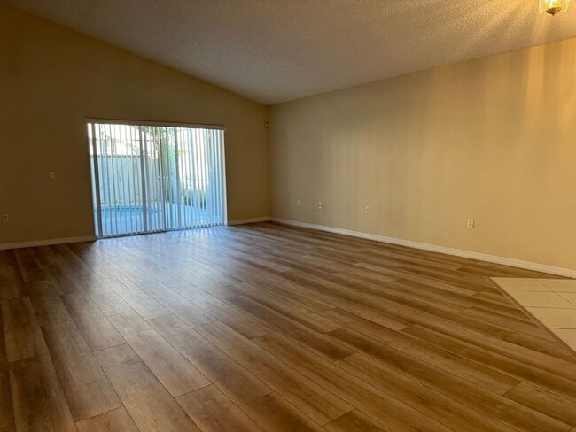 Photo - 2510 Hamlet Ln
