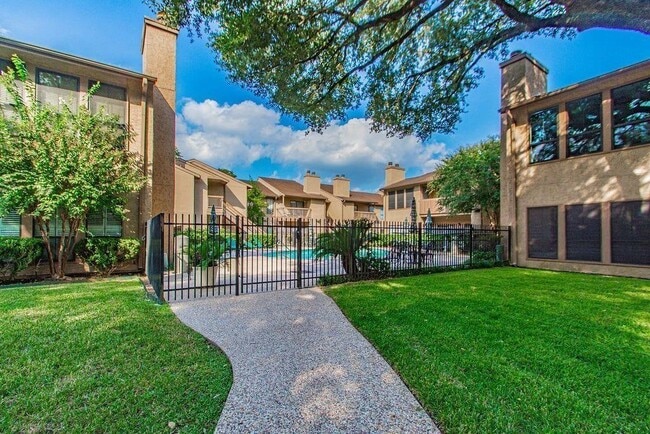 Photo - 5000 Milwee St Condo Unit 28