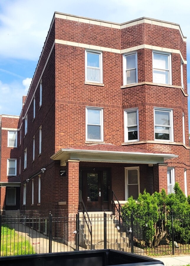 Photo - 4107 N Bernard St House