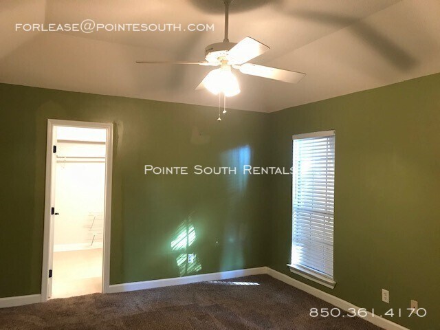 Photo - Lake Forest Subdivision