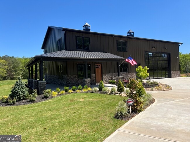 Building Photo - 950 Island Shoals Rd