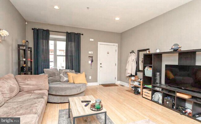 Photo - 1632 Francis St Townhome