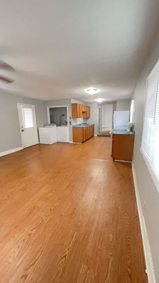 Photo - 111 S Dicks St Unidad 111 S Dicks St