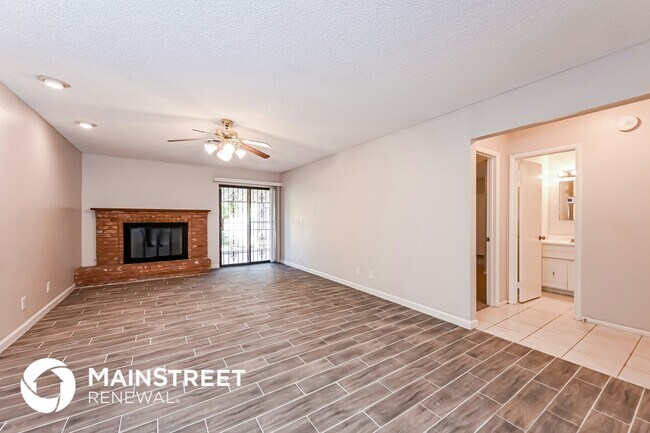 Photo - 3212 Lark Cir