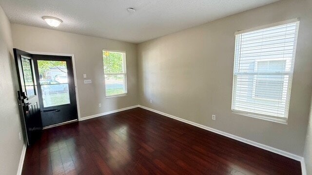 Photo - EAST SIDE 4 BEDROOM NEWER HOME AVAILABLE NOW!