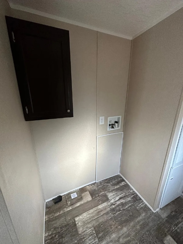 Photo - 55009 Hill Rd