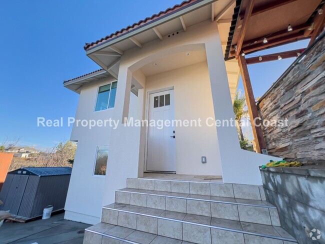 Building Photo - AVAILABLE NOW - Recently Built Custom ADU ... Rental