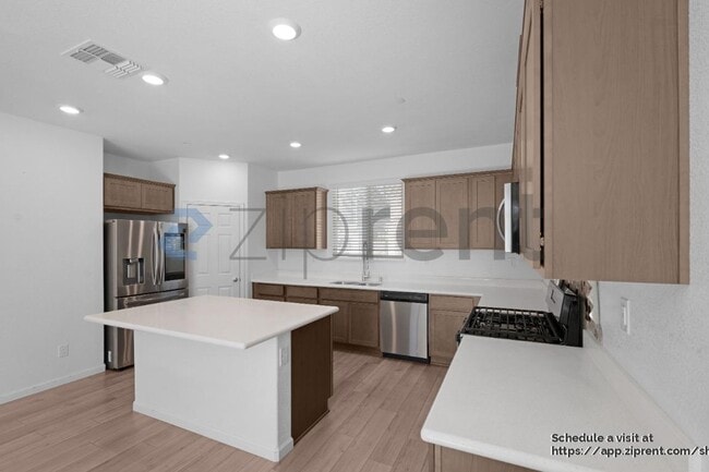 Photo - 8222 Ocho Wy