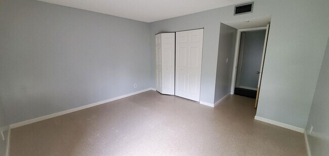 Photo - 8540 N Sherman Cir Unit 504