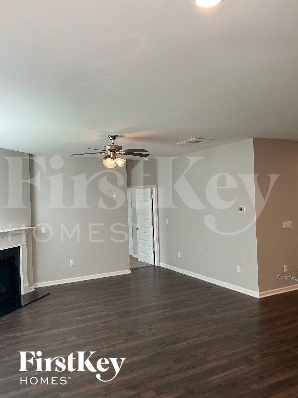 206 Graham Campbell Ln
