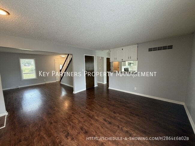 Photo - 138 E Nelson Cir