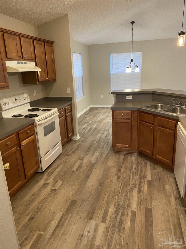 Photo - 5162 Brookside Dr