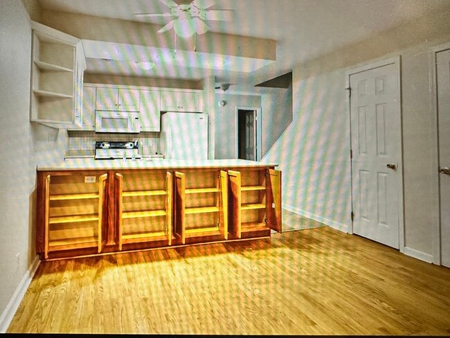 Photo - 38 Lakeshore Ln Unit 50